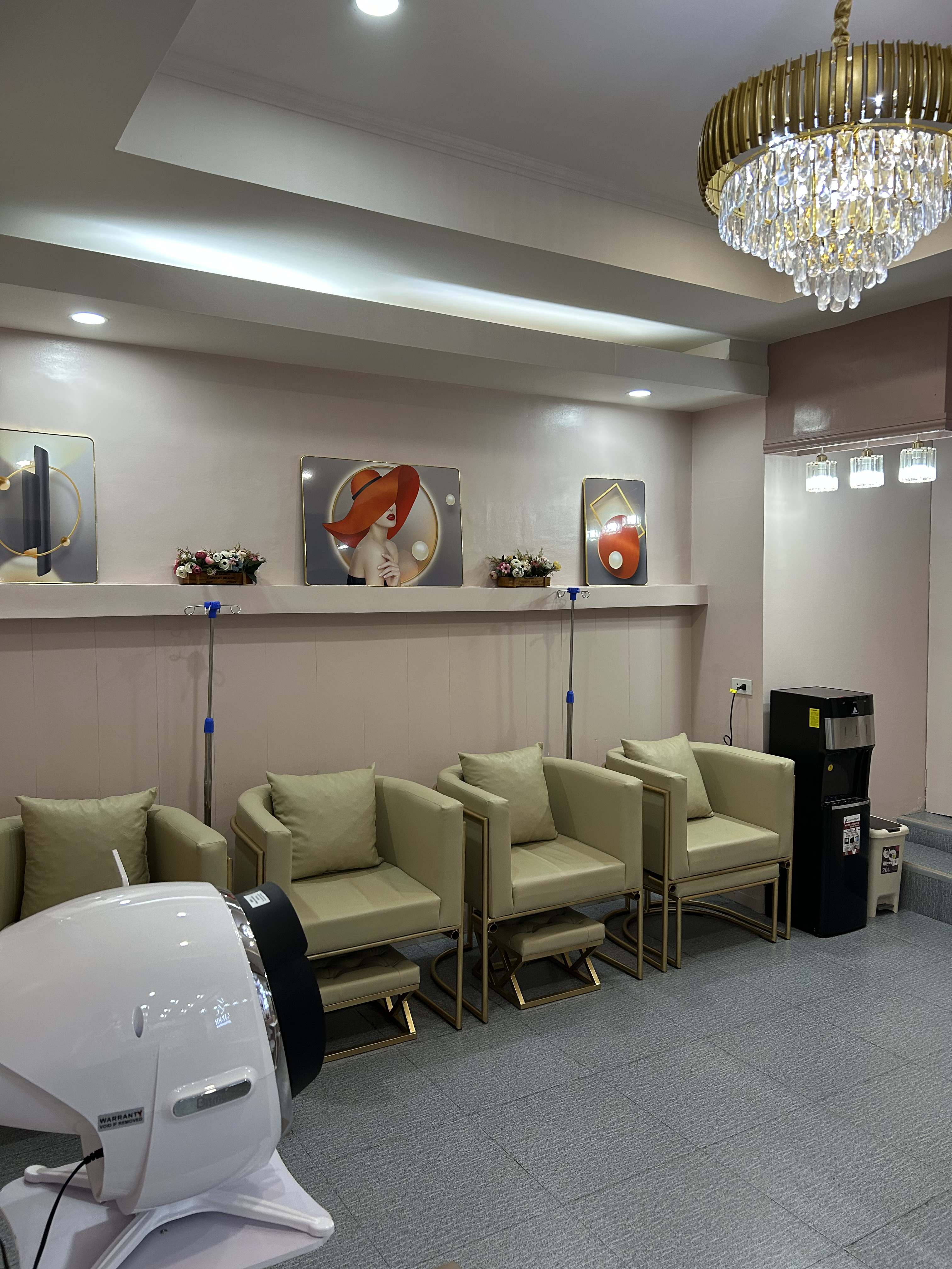 Kaizen Aesthetic Clinic interior photo 1