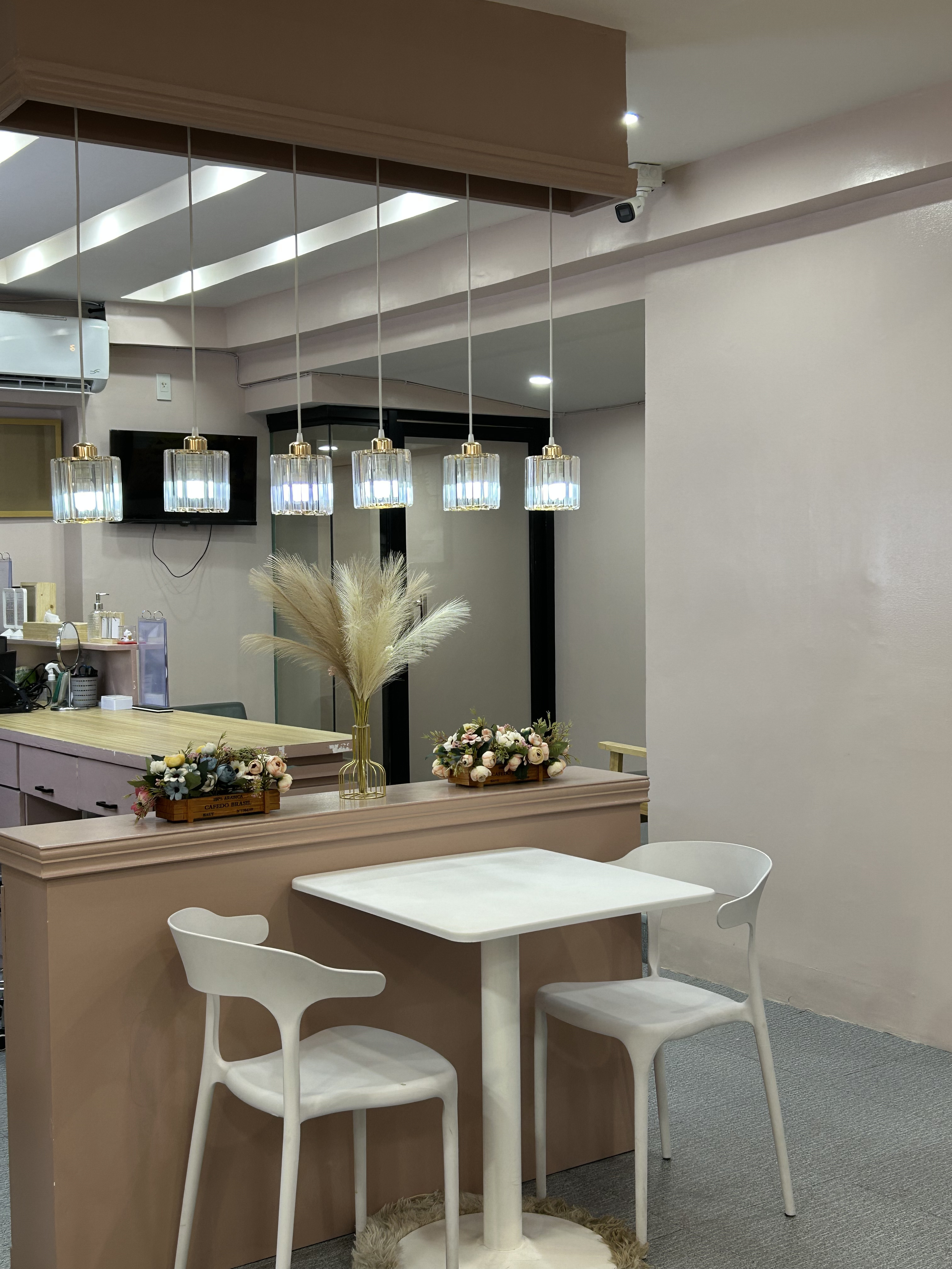 Kaizen Aesthetic Clinic interior photo 3